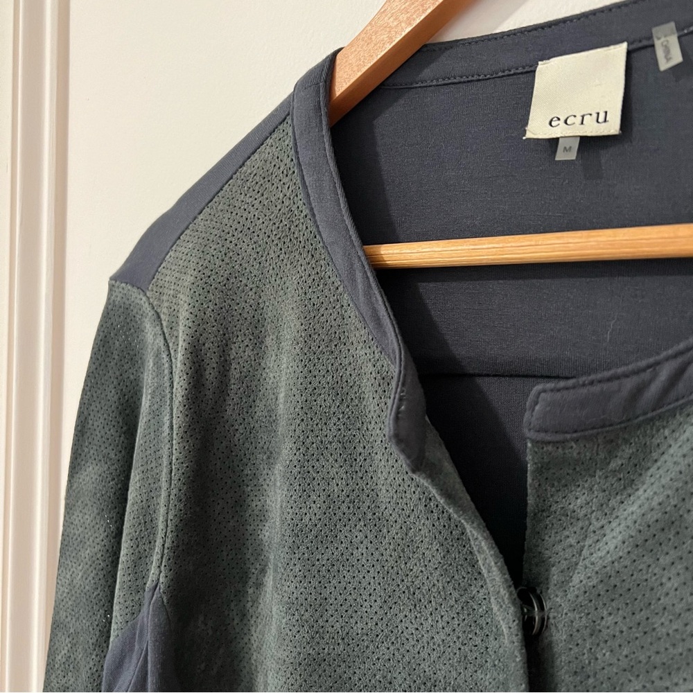 ecru | Green Long Sleeve Suede Button Up Cardigan M - Picture 3 of 6